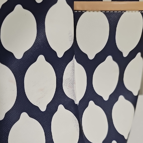 KATE SPADE 🔥🔥HOST PICK🔥🔥Large Lemon Print  Diaper Bag or Tote Bag - Picture 7 of 14